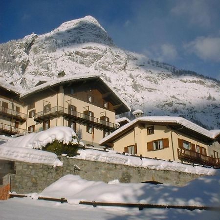 Hotel Ottoz Meuble Κουρμαγιέρ Εξωτερικό φωτογραφία