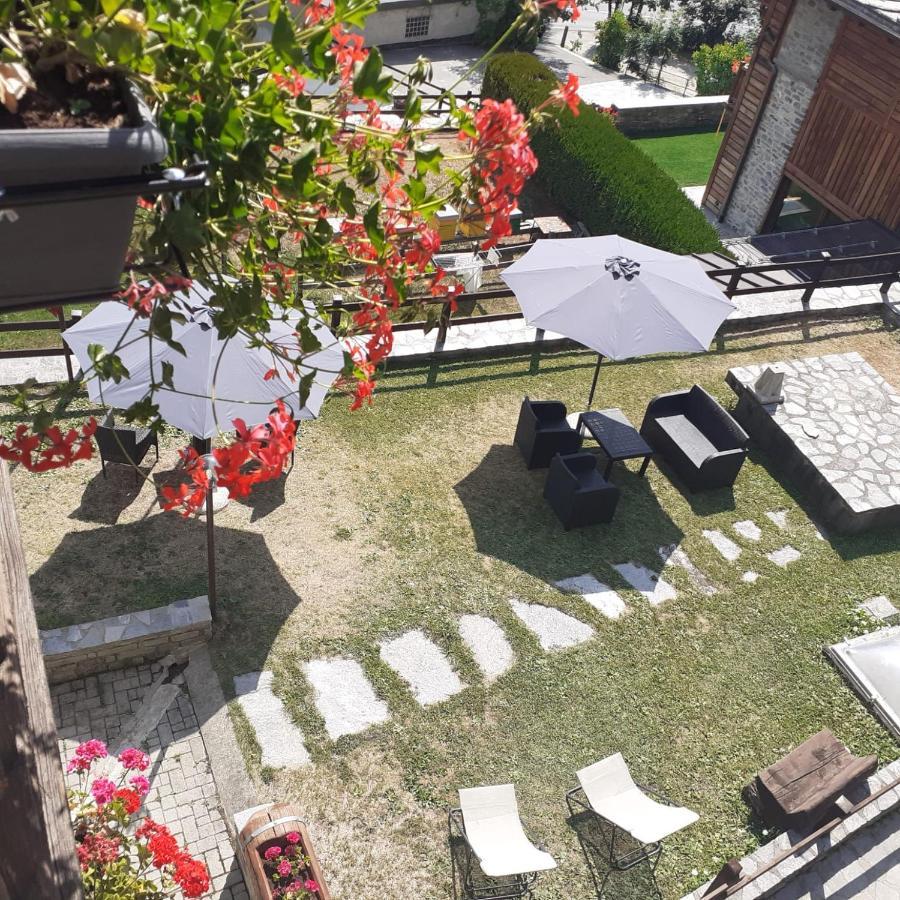 Hotel Ottoz Meuble Κουρμαγιέρ Εξωτερικό φωτογραφία